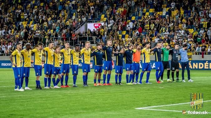 Ďakovačka hráčov FC DAC 1904 Dunajská Streda.