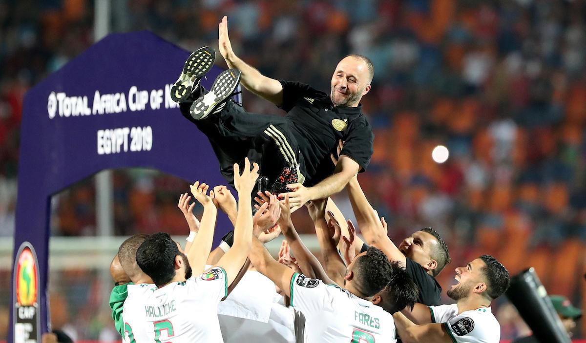 Tréner Alžírska Djamel Belmadi