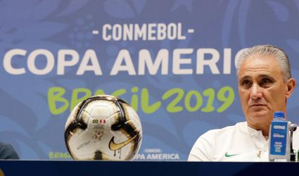 Copa América: Tite poprel špekulácie o predčasnom odchode z lavičky Brazílie
