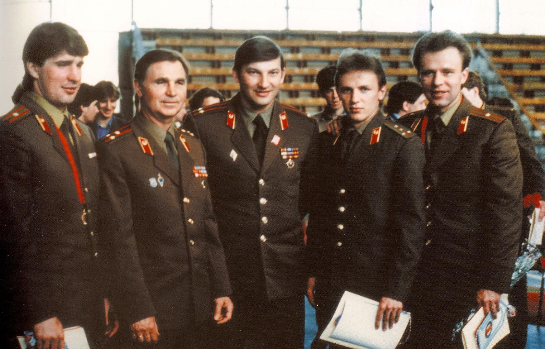 Alex Kasatanov, Viktor Tichonov, Vladislav Tretiak, Igor Larionov, a Viačeslav Fetisov.