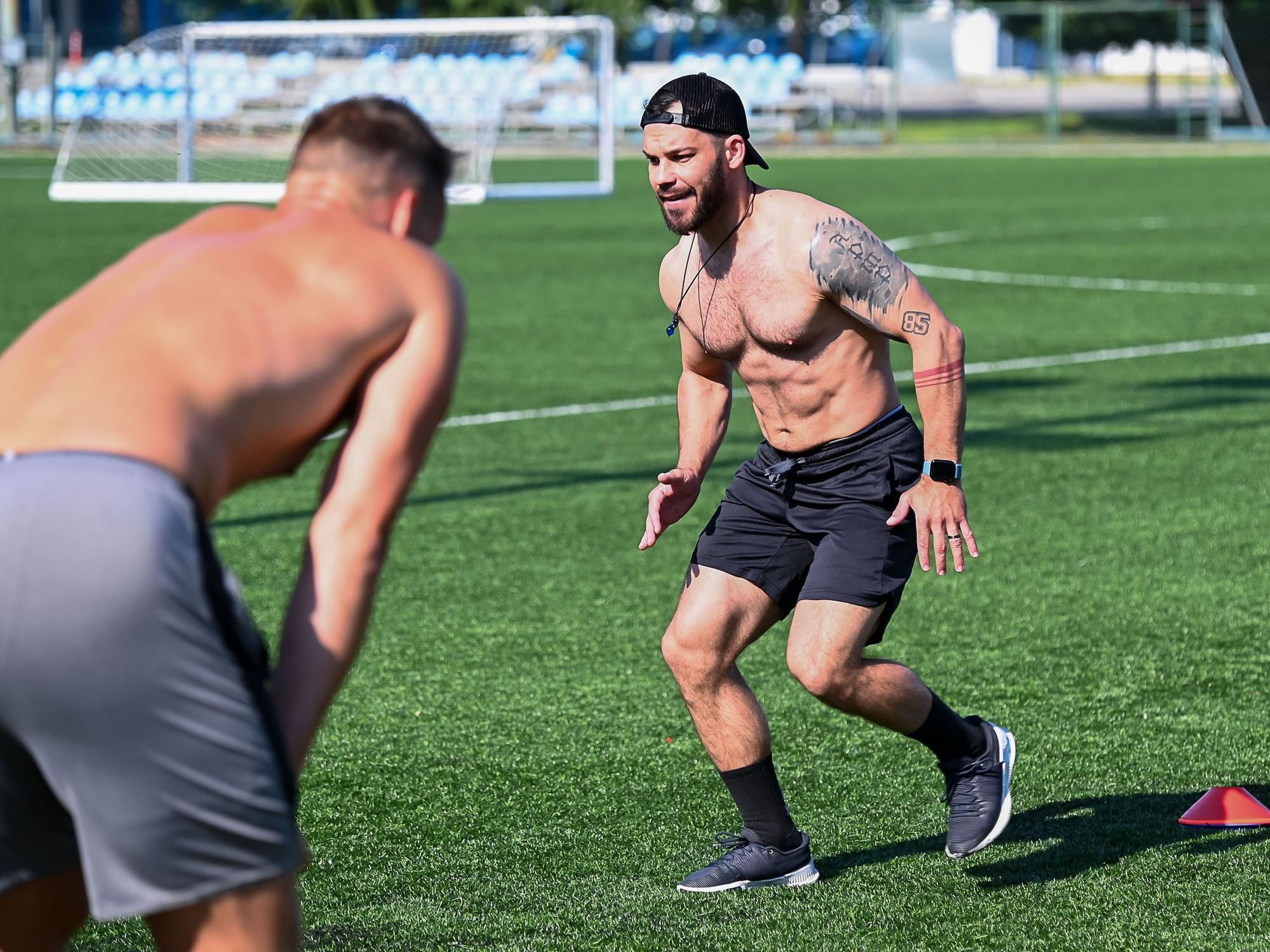 Marek Slovák v letnom pracovnom nasadení.