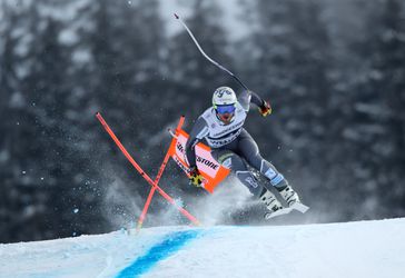 Nórsky lyžiar Jansrud si na tréningu v Kitzbüheli zlomil dve kosti v ruke