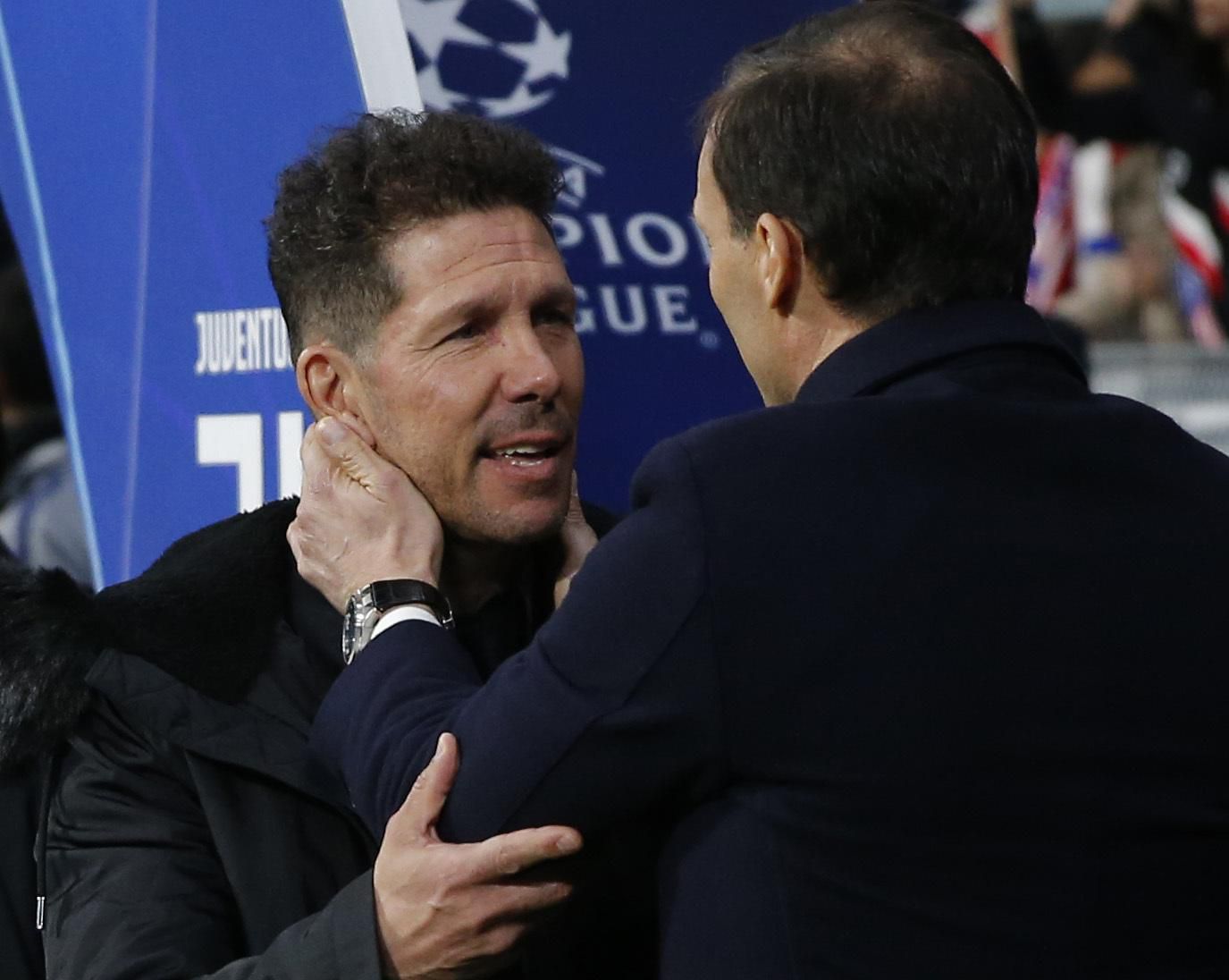 Tréner Atletico Madrid Diego Simeone a Massimiliano Allegri.