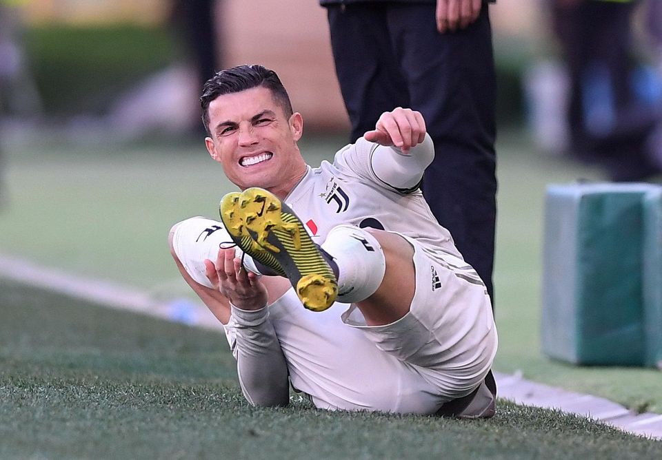 Cristiano Ronaldo s menším zranením.