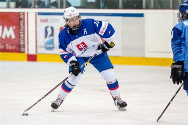 Prichádza silná generácia hokejistiek, tvrdí tréner ženskej „osemnástky” Peter Kúdelka