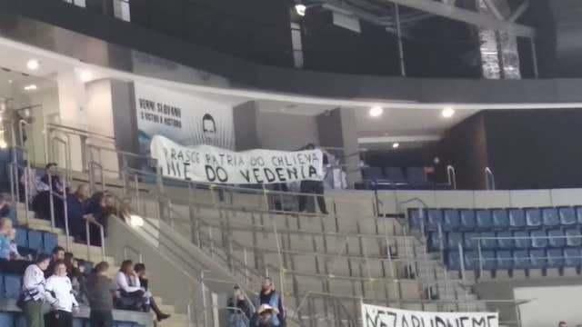 Odkaz fanúšikov na poslednom domácom zápase Slovana v tejto sezóne