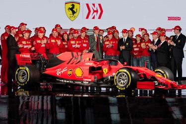 Tím Ferrari predstavil nový monopost
