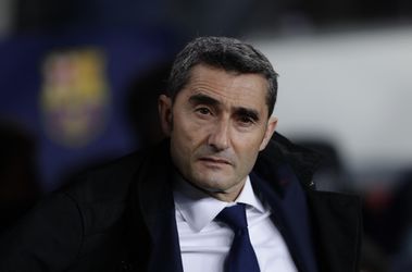 Tréner Ernesto Valverde predĺžil kontrakt s Barcelonou