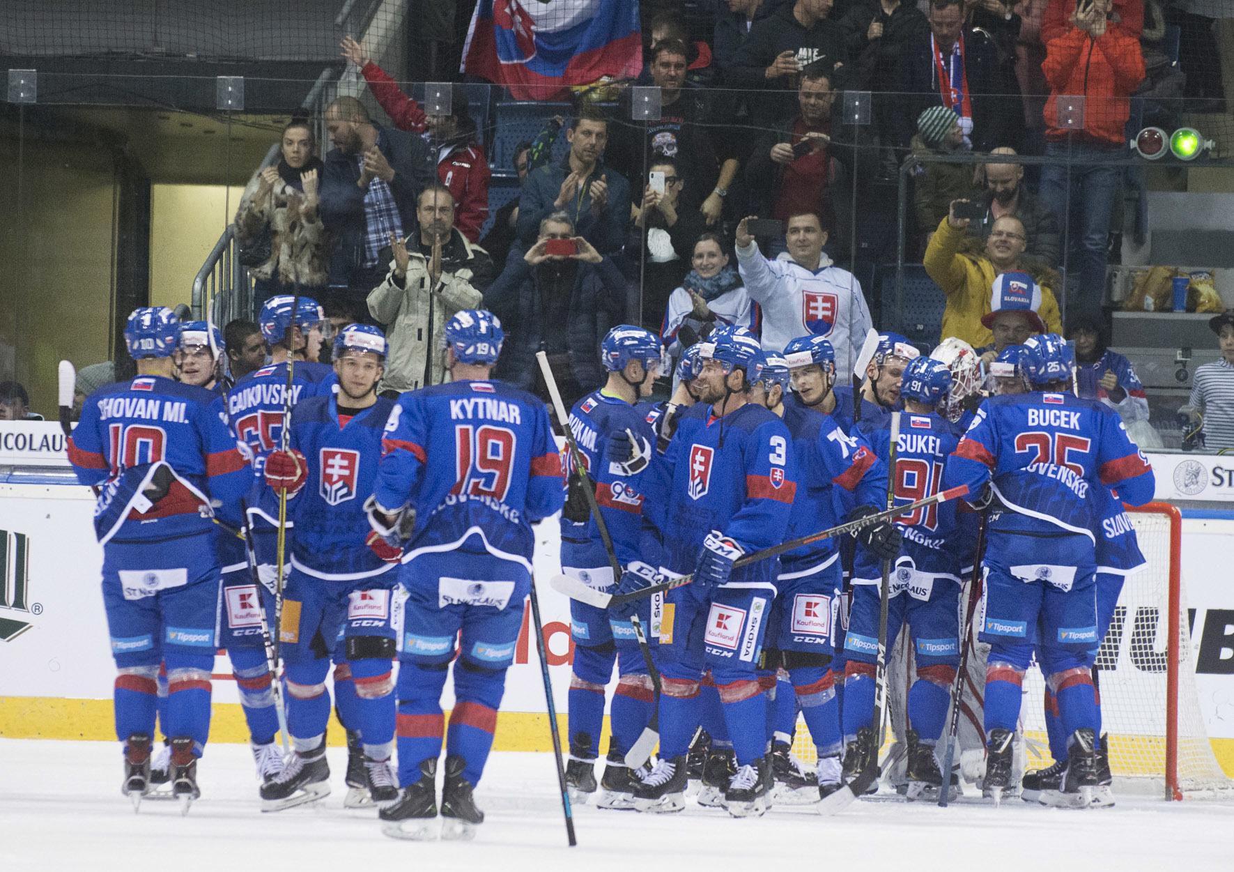 Slovenskí hokejoví reprezentanti.