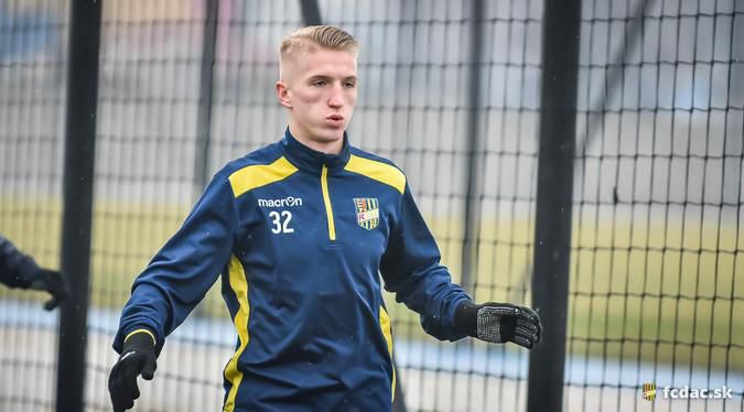 Mládežnícky futbalový reprezentant a kmeňový hráč FC DAC 1904 Dunajská Streda Dominik Špiriak.