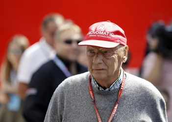 Trojnásobný majster sveta Niki Lauda oslavuje jubileum