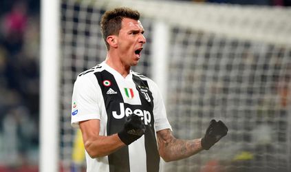 Mandžukič môže Juventusu chýbať až štyri mesiace