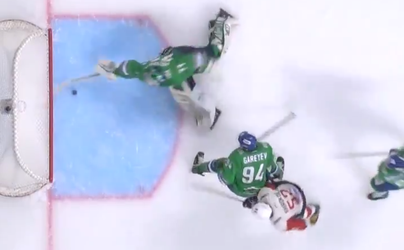 Zákrok sezóny KHL? Fín Juha Metsola ukázal svoje reflexy a šikovnosť aj v druhom predĺžení