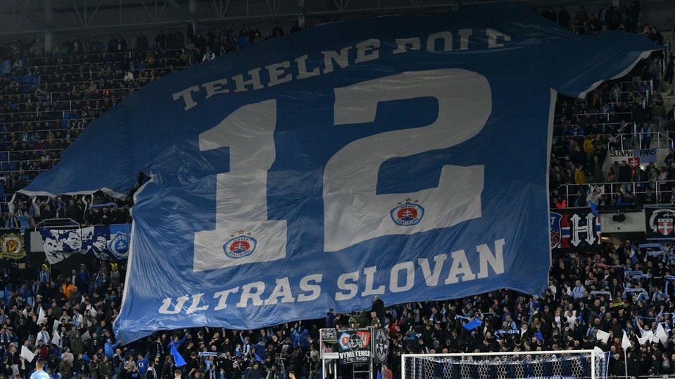 Fanúšikovia Slovana.
