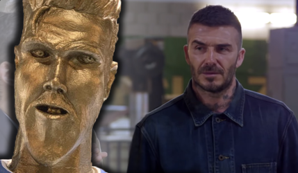 Klub LA Galaxy mal Beckhamovi odhaliť sochu, nachytali ho na znetvorenú verziu