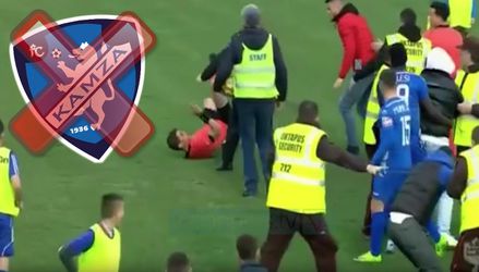 Exemplárny trest v albánskej lige. Po napadnutí rozhodcu vylúčili FK Kamza