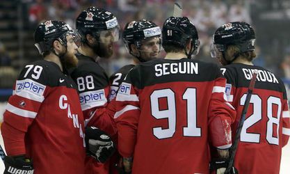 Video: Kanada roztrhala Bielorusko na deväť kusov a je v semifinále