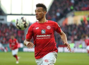 Američan Onisiwo sa dohodol s Mainzom na novom kontrakte
