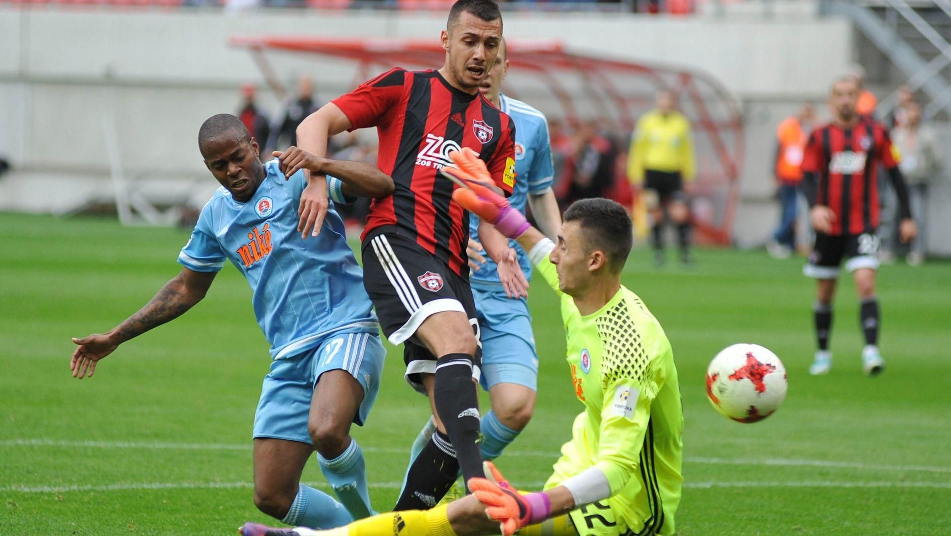 Dominik Greif v zápase s Trnavou.