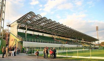 Futbalový štadión v Prievidzi zrekonštruujú za viac ako milión eur