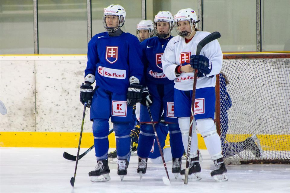 Slovenské reprezentantky v ľadovom hokeji