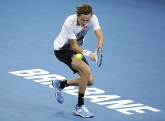 ATP  Brisbane: Rus Medvedev postúpil do semifinále cez Raoniča
