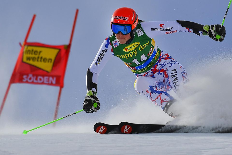 Petra Vlhová na trati prvého kola otváracieho preteku Svetového pohára, obrovského slalomu v rakúskom Söldene