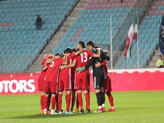 Irán postúpil do osemfinále Ázijského pohára