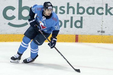 Slovanista Liška ukazuje, že sa v KHL dá presadiť aj v devätnástich