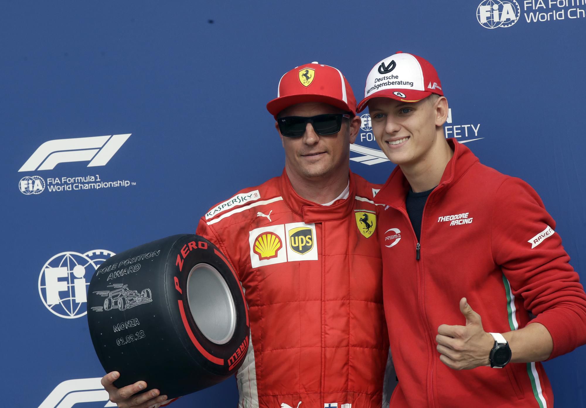 Kimi Räikkönen a Mick Schumacher