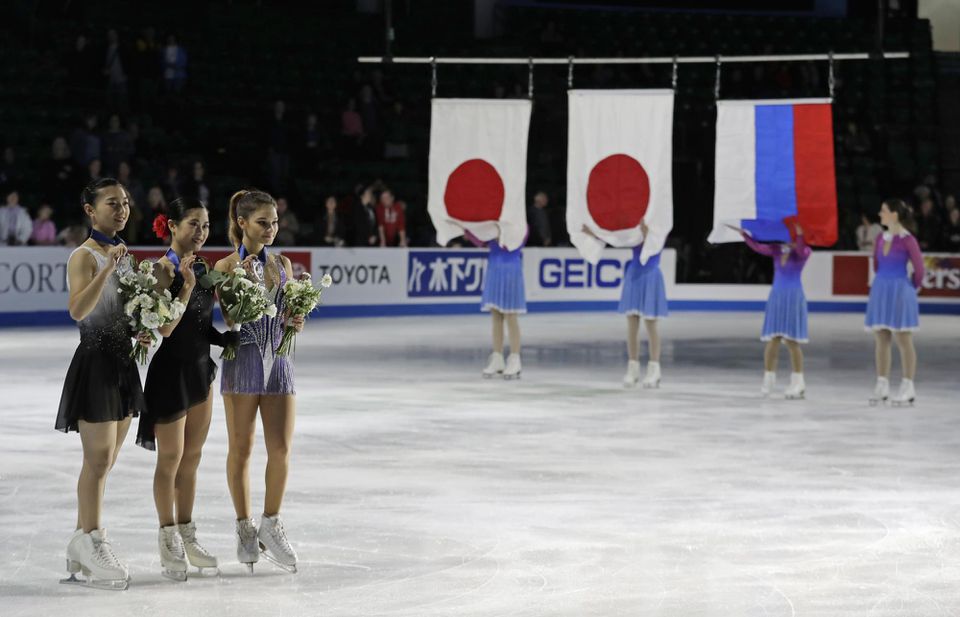 Dvojnásobným triumfom japonských reprezentantiek sa skončila súťaž žien na podujatí Grand Prix ISU Americká korčuľa v Everette.