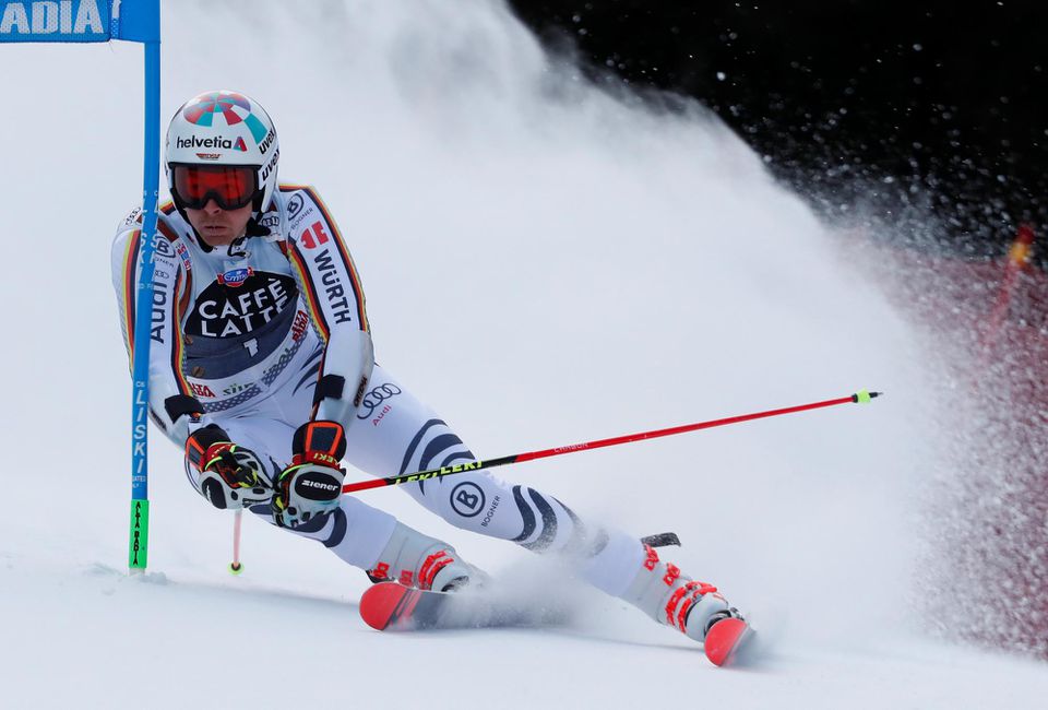 Nemecký lyžiar Stefan Luitz.