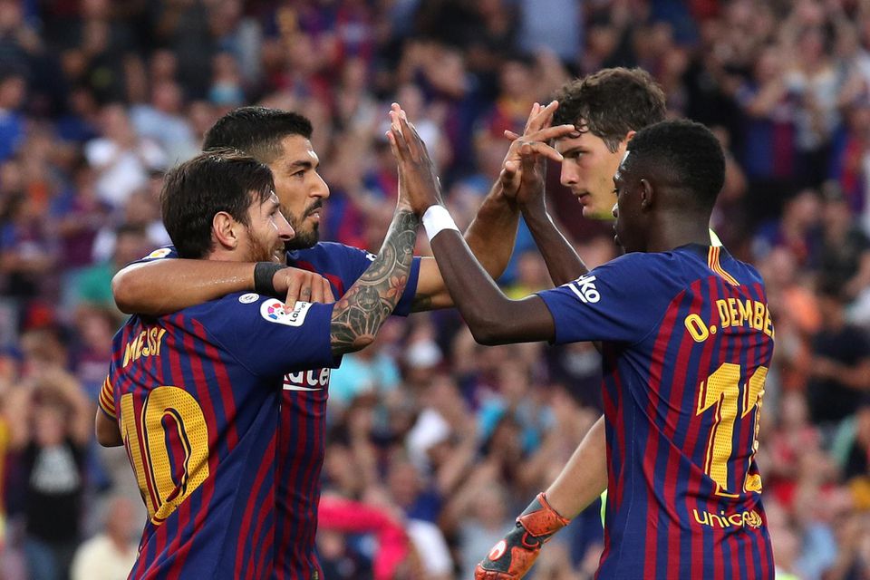 radosť hráčov FC Barcelona
