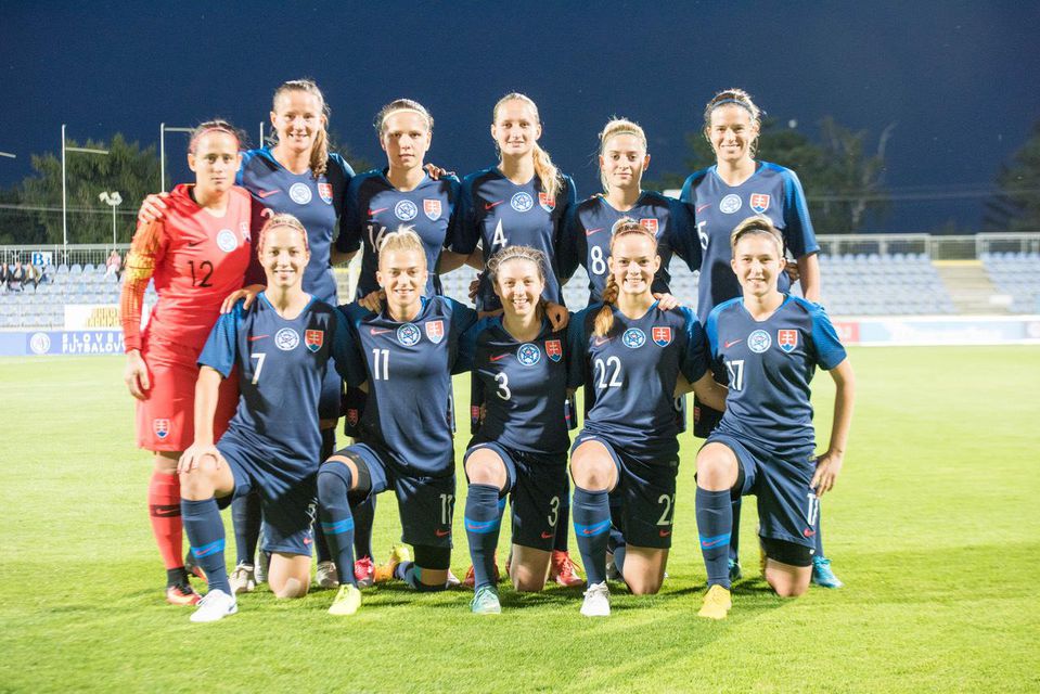 Slovenská ženská futbalová reprezentácia.