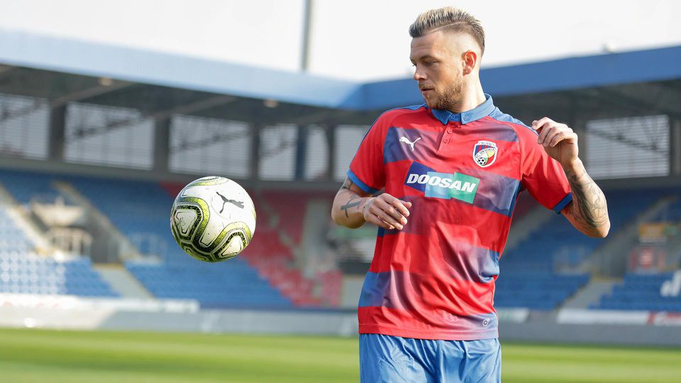 Slovenský futbalový reprezentant Erik Pačinda.