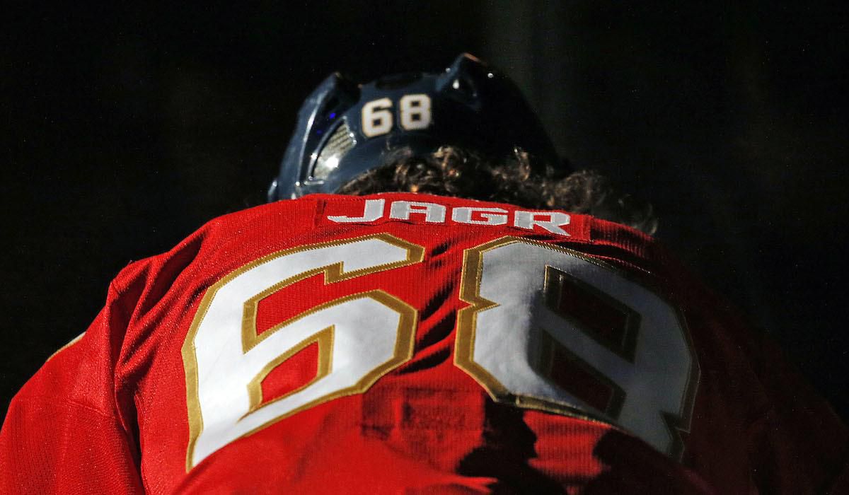 Číslo 68 sa vďaka Jágrovi stalo v NHL legendou.