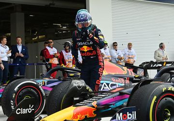 Verstappen napodobnil výkon Nikiho Laudu. Alonso zažil osamelé preteky