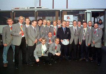 Pred 20 rokmi získalo Slovensko prvú medailu z hokejového šampionátu