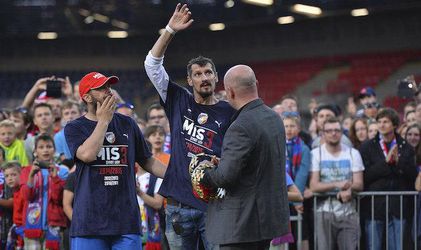 Derby Slovenska proti Česku v znamení podpory ťažko chorého Mariána Čišovského