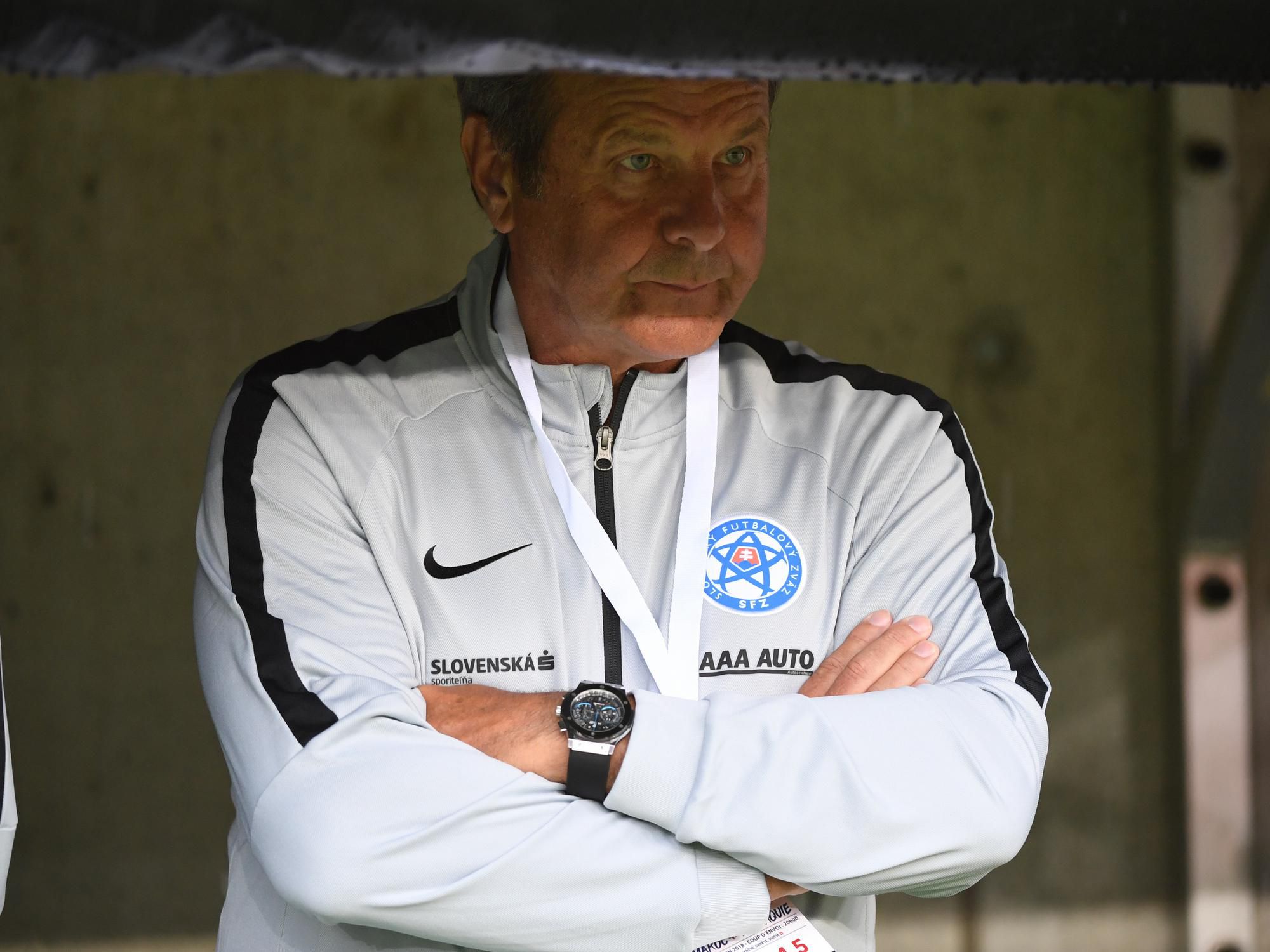 tréner slovenskej futbalovej reprezentácie Ján Kozák počas stretnutia Maroko - Slovensko