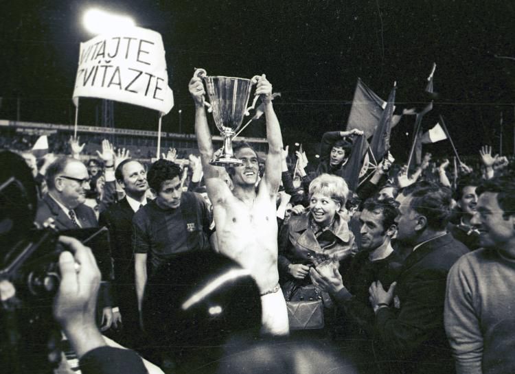 Slovan Bratislava v roku 1969 triumfoval v Pohári víťazov pohárov
