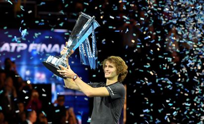 ATP Finals: Zverev vo finále porazil Djokoviča a zaskočil tenisový svet