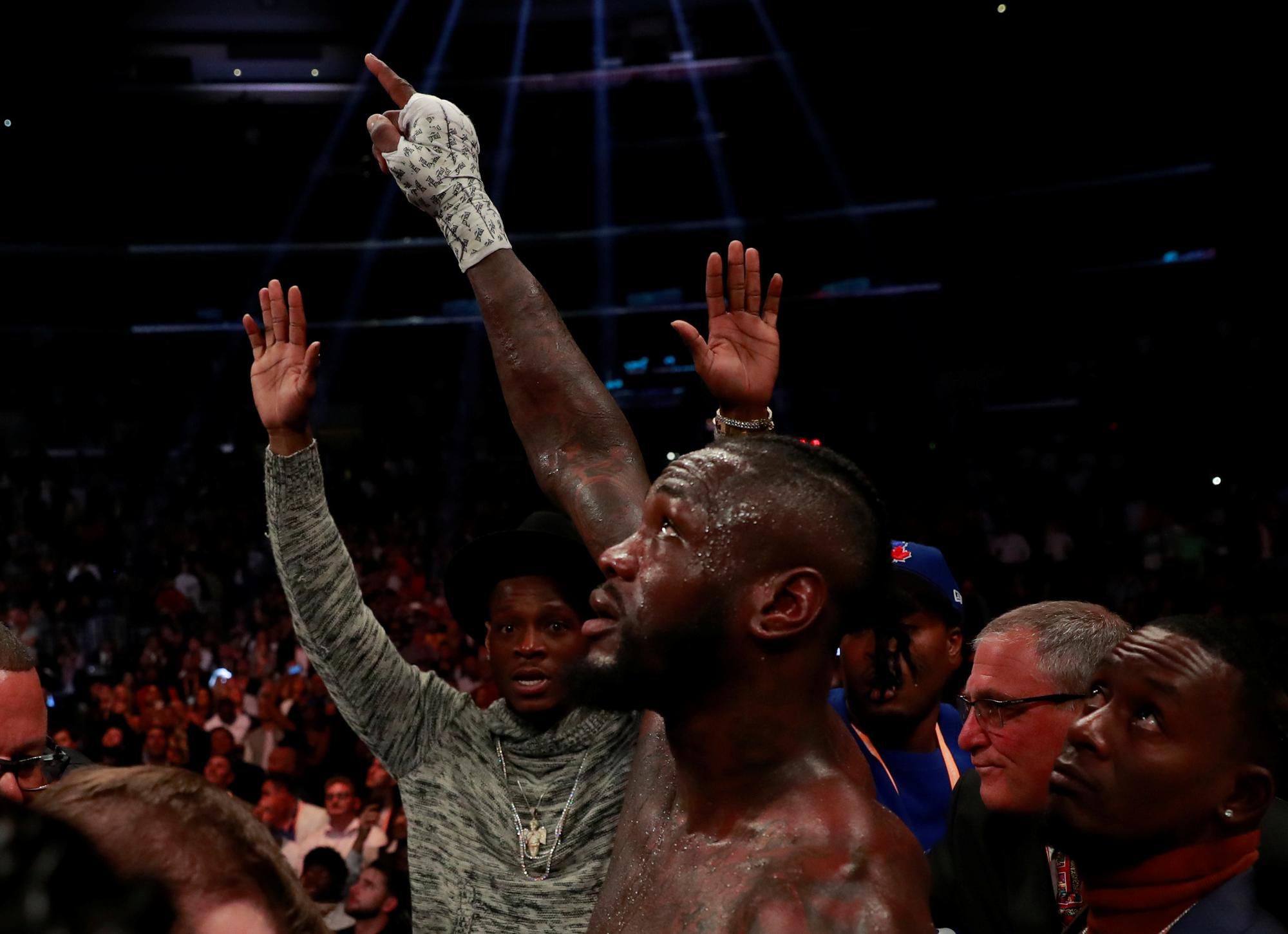 Deontay Wilder po zápase s Furym priznal zdravotné ťažkosti.