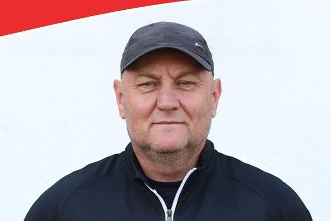 Tréner Serede Karel Stromšík