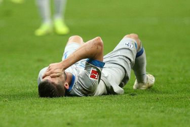Zranenia dvoch opôr Schalke prišli v najhoršom čase, Uth a Embolo si zahrajú až budúci rok