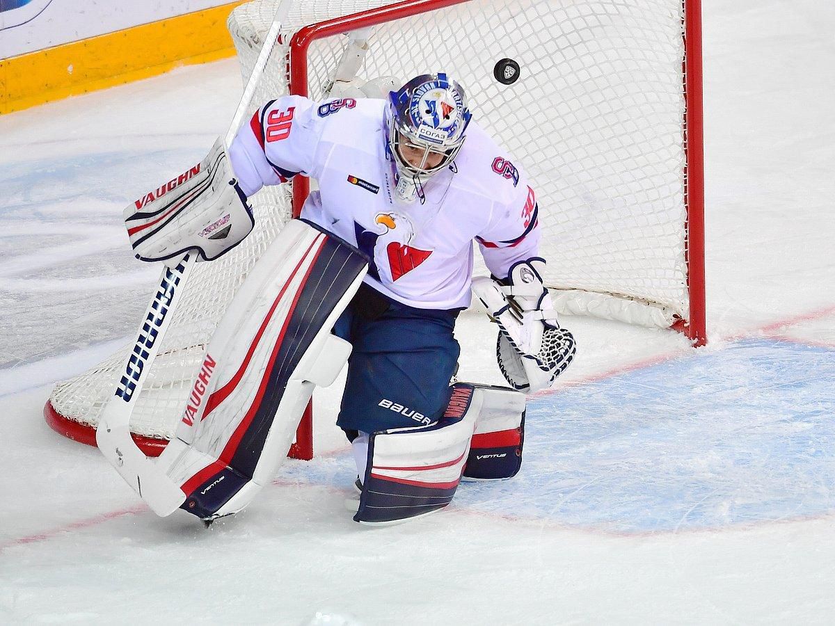 Brankár HC Slovan Jakub Štepánek.