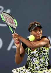 WTA Auckland: Venus Williamsová do štvrťfinále, Andreescuová vyradila turnajovú jednotku Wozniacku