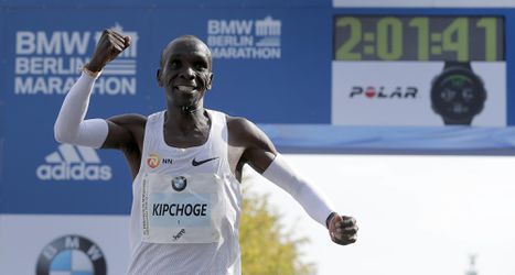 Padol nový svetový rekord v maratóne