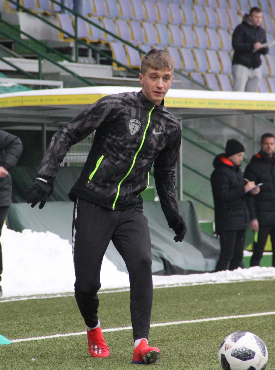Patrik Myslovič počas zimnej prípravy s A-mužstvom šošonov.