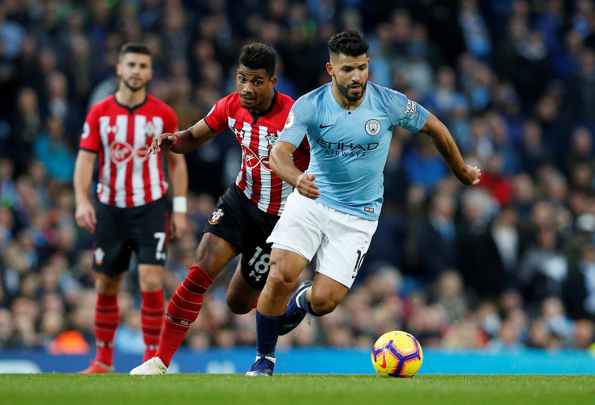 Hráč Manchestru City Sergio Aguero.